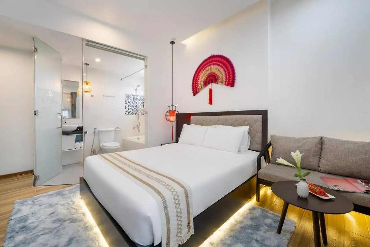 Flower Hotel Da Nang 4*,  Vietnam