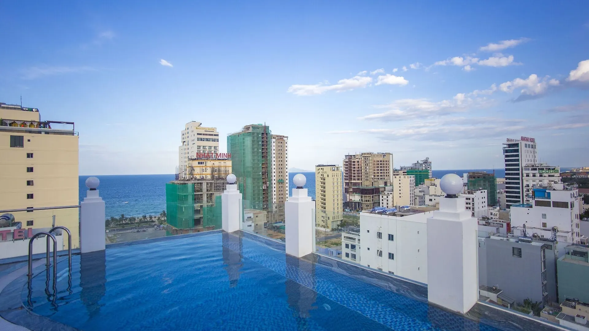 Flower Hotel Da Nang Vietnam