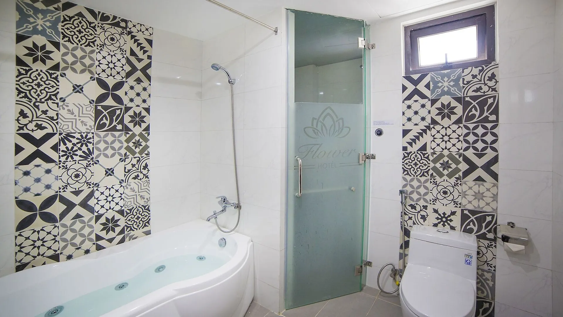 ****  Flower Hotel Da Nang Vietnam