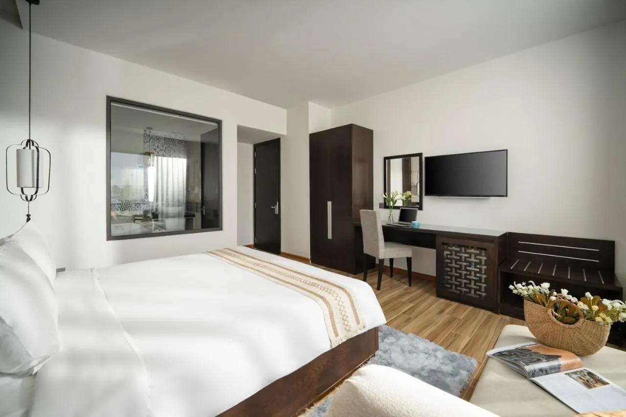 ****  Flower Hotel Đà Nẵng Vietnam